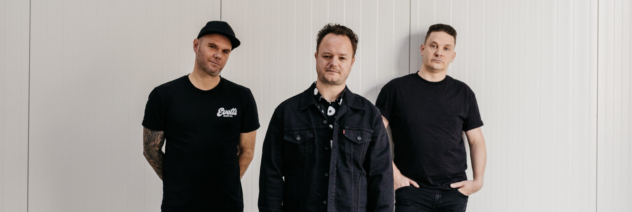 Tribute Night: Green Bay + Support: Viek